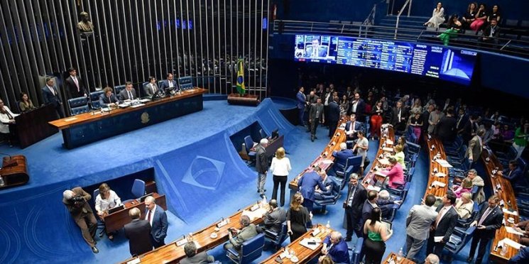 Aprovada desoneração da folha até 2027 para 17 setores da economia