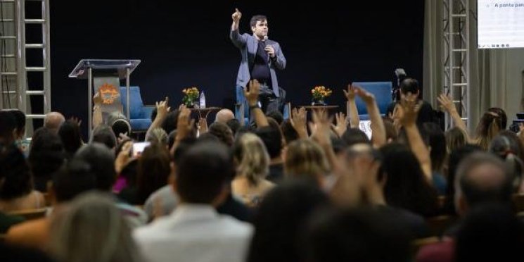 ACIF Franca reúne 700 pessoas em treinamento com a Meta
