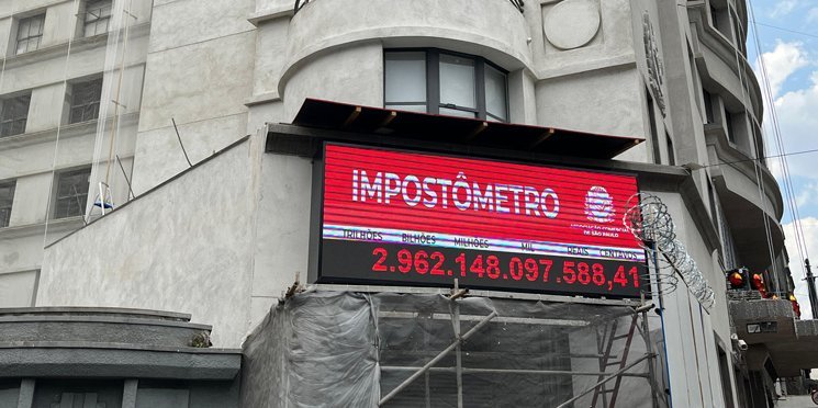 Impostômetro atinge inéditos R$ 3 trilhões