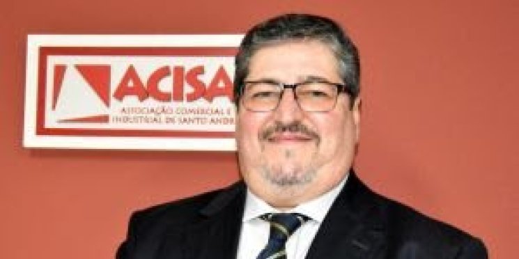 ACISA firma convênio para inserir jovens no mercado de trabalho
