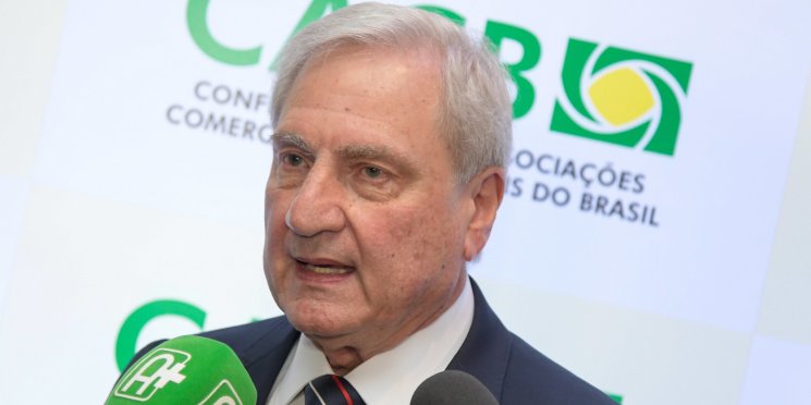 Associações Comerciais entram com pedido na Justiça para contribuir com ação que discute programa que zerou imposto de compras internacionais