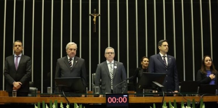 Empreendedores lotam plenário na Câmara em celebração à Liberdade Econômica