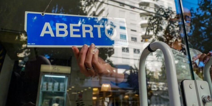 INSEGURANÇA JURÍDICA: portaria que restringe trabalho do comércio aos domingos e feriados pode ser novamente adiada