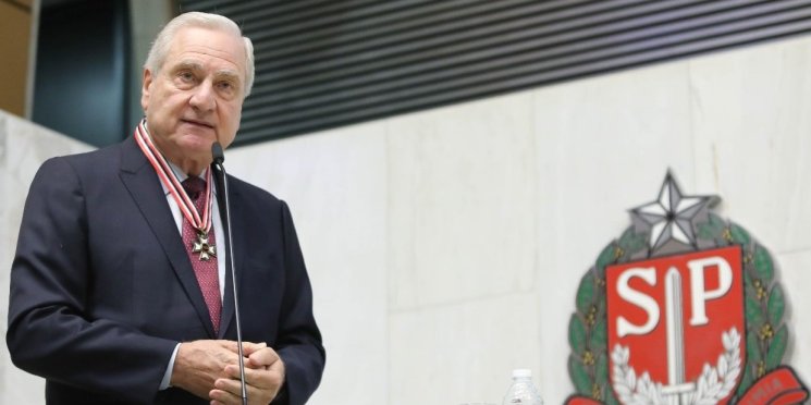 Pela contribuição para o desenvolvimento socioeconômico, presidente da Facesp recebe Colar de Honra ao Mérito Legislativo