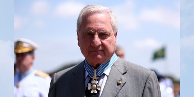 Presidente da CACB e da Facesp recebe medalha da Ordem do Mérito Aeronáutico