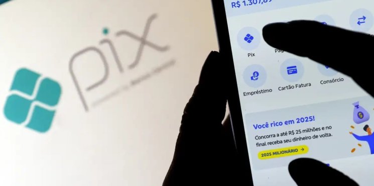 Pix por aproximação começa a funcionar