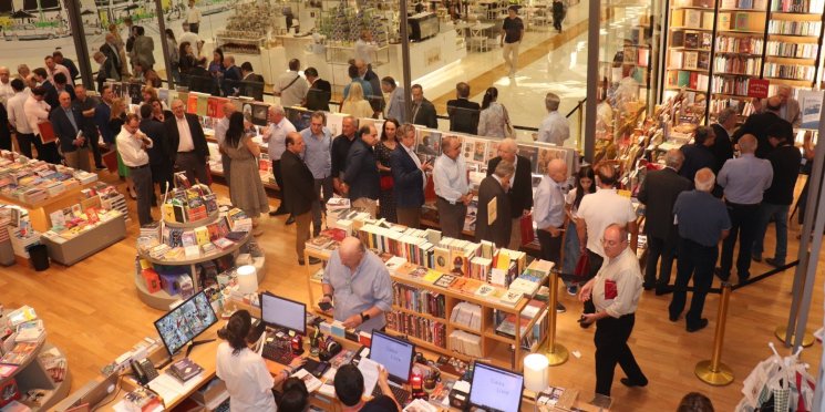 Cotait lança livro “A Luta pela Livre Iniciativa” com noite de autógrafos e presença de autoridades
