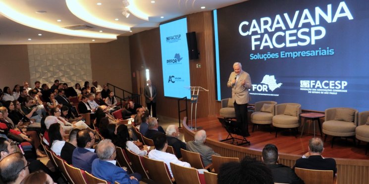 1ª temporada da Caravana Facesp de Soluções Empresariais capacita 273 Associações Comerciais