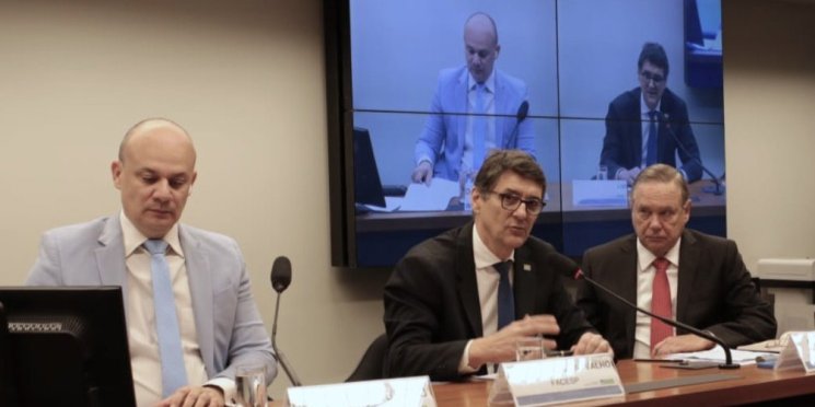 Associações Comerciais alertam para retrocesso em projeto que obriga notificação por AR em negativação de crédito